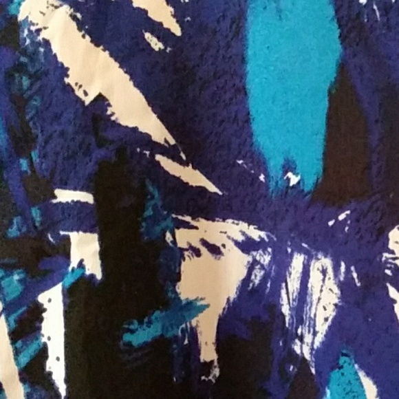 Button up blouse - Picture 2 of 3